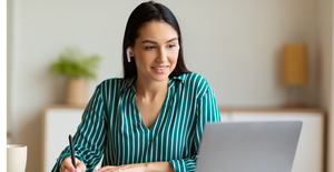 Aprender de adulto: la ciencia detrás de terminar (y aprovechar) un curso online