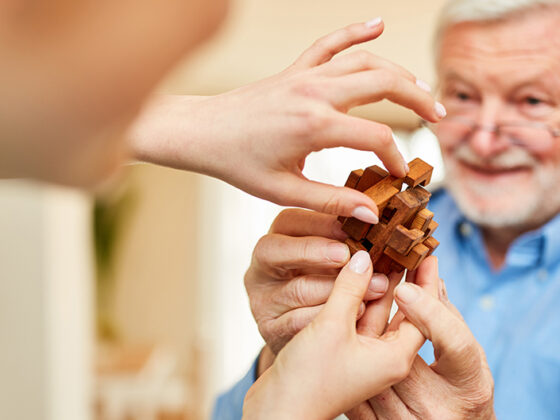 Comprender y acompañar a una persona con demencia